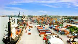 টানা প্রবৃদ্ধিতে নতুন রেকর্ড গড়ল চট্টগ্রাম বন্দর