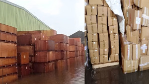 টানা বৃষ্টিতে বেনাপোল বন্দরে ভাসছে কোটি টাকার আমদানিপণ্য