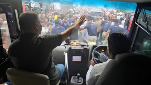 বরিশালের পথে প্রধানমন্ত্রী