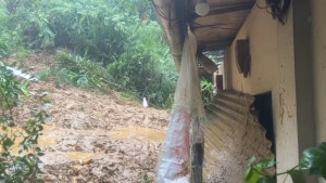বান্দরবানে লামায় পাহাড়ধস, শিশুসহ ৫ জনের মৃত্যু