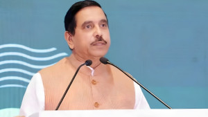 ধর্মেন্দ্র প্রধানের পদত্যাগের পর ভারতের নতুন শিক্ষামন্ত্রী প্রহ্লাদ যোশী