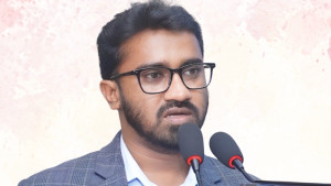 প্রধানমন্ত্রীর রাজনৈতিক সহকারী হলেন রাশেদ খাঁন
