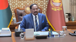 বঙ্গভবনে ভারপ্রাপ্ত রাষ্ট্রপতির কার্যক্রম শুরু