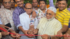 বিপুল ভক্তসমাগমে শরীয়তপুরে শ্রী শ্রী জগন্নাথদেবের রথযাত্রা