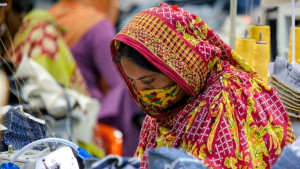 কী কারণে ইউরোপে কমেছে পোশাক রপ্তানি