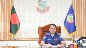 হাইওয়ে পুলিশের অতিরিক্ত আইজিপি হলেন ফারুক আহমেদ