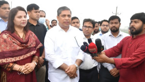 আমিনবাজারের সড়কে বর্জ্য অপসারণ ও বৃক্ষরোপণ করা হবে: স্থানীয় সরকার প্রতিমন্ত্রী