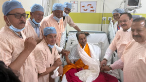 শিক্ষার্থীদের নামে মামলা নয়—আরও যে আশ্বাসে অনশন ভাঙলেন সোনম ওয়াংচুক