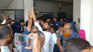 গৃহবধূকে অপহরণের পর ধর্ষণ, ৭ জনের মৃত্যুদণ্ড
