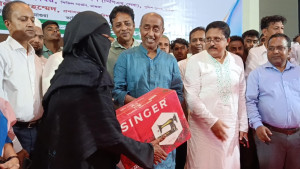 শেখ হাসিনাকে আইনি প্রক্রিয়ায় দেশে এনে বিচার করা হবে: আইনমন্ত্রী
