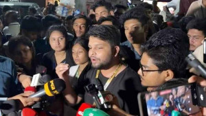 তিন দফা ছেড়ে এবার শিক্ষার্থীদের ‘এক দফা’