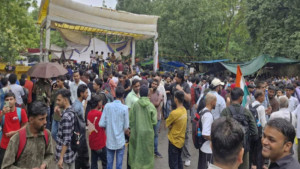 শুক্রবার সারা ভারতে বিক্ষোভ করবে ককরোচ পার্টির