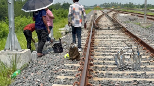 বাড়ছে সিগন্যালের যন্ত্রাংশ চুরি, দুর্ঘটনার শঙ্কা