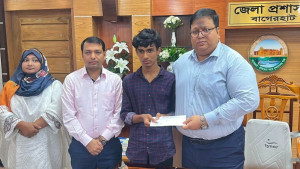 জেলা প্রশাসনের সহায়তা পেল সেই ইকন, এগিয়ে আসছেন প্রবাসীরাও