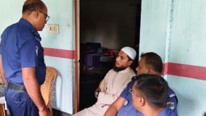 ‘মনে করো তুমি স্বপ্ন দেখতেছ’ বলে মাদরাসার ছাত্রকে বলাৎকার