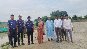 অবৈধভাবে বালু উত্তোলনের দায়ে ড্রেজার ব্যবসায়ীকে জরিমানা