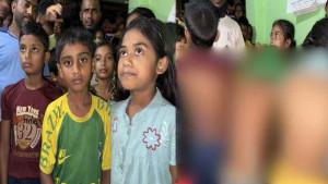 ব্রাজিলভক্ত ১৭ শিক্ষার্থীকে পিটিয়ে হাসপাতালে পাঠালেন আর্জেন্টিনাভক্ত শিক্ষক