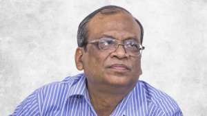 এ বি এম আব্দুল্লাহর ইমেরিটাস অধ্যাপক পদ বাতিল, বেতন-ভাতা ফেরতের নির্দেশ