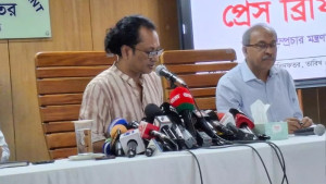কালেমা লেখা পতাকা উত্তোলন নিয়ে যা বললেন তথ্য উপদেষ্টা