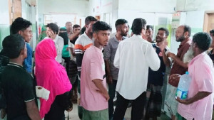 অস্ত্র নিয়ে ‘আর্জেন্টিনা’-‘ব্রাজিল’ মারামারি, আহত অর্ধশত