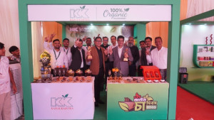 দুই ক্যাটাগরিতে পুরস্কার পেল কাজী অ্যান্ড কাজী টি