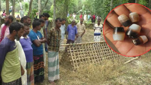 কবর খুঁড়ে পাওয়া গেল ‘আল্লাহু’ লেখা পাথর, এলাকায় উত্তেজনা