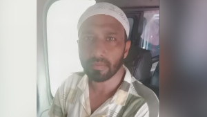 ছুরিকাঘাতে স্বেচ্ছাসেবক দলের নেতাকে হত্যা