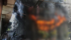 দিল্লির হোটেলে ভয়াবহ অগ্নিকাণ্ডে ২০ জনের মৃত্যু