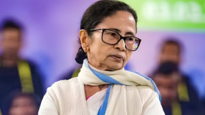 তৃণমূল প্রধানের পদ থেকে মমতাকে ‘অপসারণ’, সমান্তরাল নেতৃত্ব গড়ল বিদ্রোহীরা