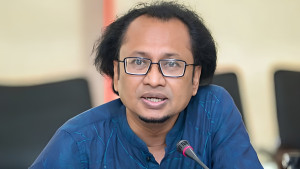বিদ্যুতে ৪১ হাজার কোটি টাকা ভর্তুকি দিতে হবে: তথ্য উপদেষ্টা