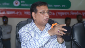 ‘নাগরিক সেবায় অবহেলা করলে প্রয়োজনে চাকরিচ্যুত করা হবে’