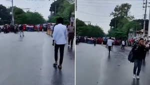 রাজধানীতে সড়ক অবরোধ করে গার্মেন্টস শ্রমিকদের বিক্ষোভ