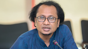 তাৎক্ষণিক প্রতিবাদ হিসেবেই ভারত থেকে ফিরেছি: প্রধানমন্ত্রীর উপদেষ্টা