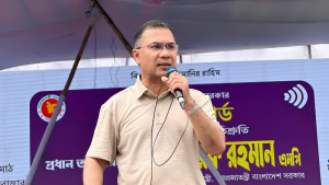 যারা বাজেটকে গণবিরোধী বলে তারা জনগণের বন্ধু না: প্রধানমন্ত্রী