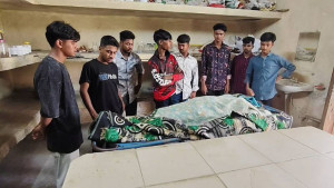 মাদকের টাকার জন্য স্ত্রীকে হত্যার অভিযোগ