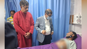 প্রধানমন্ত্রীর নির্দেশে রামিসার বাবাকে দেখতে গেলেন স্বাস্থ্যমন্ত্রী