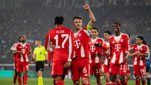 আটালান্টাকে টেন-আপ উপহার দিল বায়ার্ন