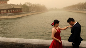 বসন্তে মিডটার্মের ছুটিতে প্রেমে পড়তে বলল চীনের বিশ্ববিদ্যালয়