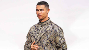 রোনালদোর ঈদ বার্তায় ছুঁয়ে গেল কোটি হৃদয়