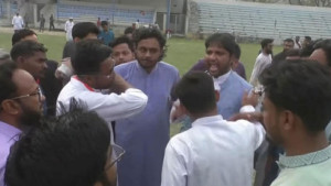 যুবশক্তির নেতাদের পেটাল ছাত্রশক্তির নেতারা, আহত ৫