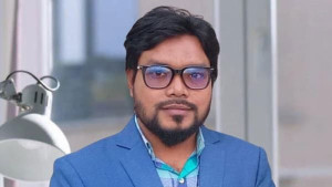 স্বরাষ্ট্রমন্ত্রীকে নিয়ে আপত্তিকর পোস্ট, বিশ্ববিদ্যালয় কর্মকর্তা বরখাস্ত