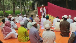 সৌদি আরবের সঙ্গে মিল রেখে পত্নীতলায় ঈদ উদযাপিত