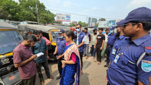ইউএনওকে যাত্রী ভেবে অতিরিক্ত ভাড়া দাবি