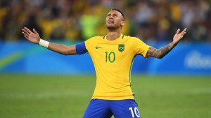ব্রাজিল দলে ফেরার আগে আবারও ইনজুরিতে নেইমার