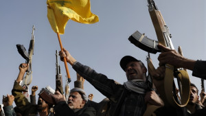 ইরান যুদ্ধে যোগ দিতে ‘প্রস্তুত’ হুতিরা, পণ্য পরিবহনে নতুন ঝুঁকির আশঙ্কা