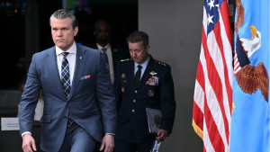 ইরান যুদ্ধে ‘চূড়ান্ত আঘাতের প্রস্তুতি নিচ্ছে পেন্টাগন’