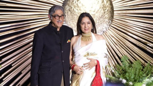 ৬৬ বছর বয়সে অন্তস্বত্ত্বা অভিনেত্রী নীনা গুপ্তা!