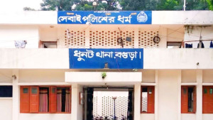 গৃহবধূর ঝুলন্ত মরদেহ উদ্ধার, স্বামী পলাতক