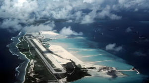 যুক্তরাষ্ট্র ও যুক্তরাজ্যের যৌথ সামরিক ঘাঁটিতে ক্ষেপণাস্ত্র ছুঁড়েছে ইরান