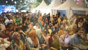 শপিং, খাবার ও কাওয়ালিতে জমে উঠেছিল ভিন্নধর্মী ‘চাঁদ বাজার’